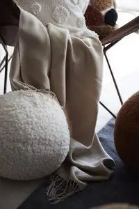 Elsie Kugle Pude - Offwhite