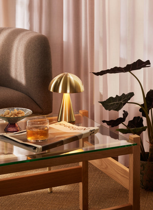 Mush Transportabel Lampe Messingfarve